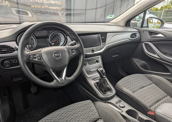 Opel Astra cena 36999 przebieg: 168000, rok produkcji 2016 z Mrocza małe 497